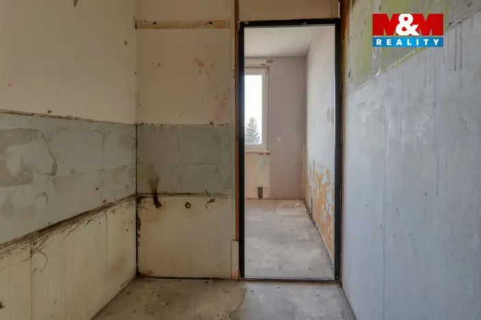 Prodej bytu 4+1, Rovná, 80 m2