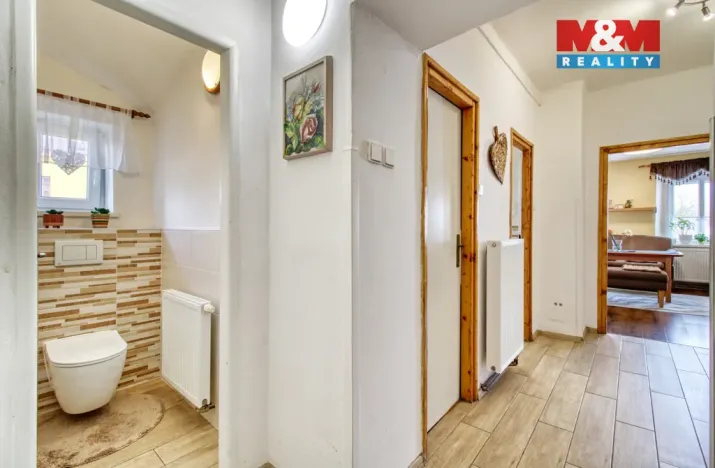 Prodej bytu 2+1, Lom, Československé armády, 76 m2