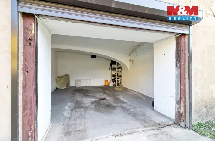 Prodej bytu 2+1, Lom, Československé armády, 76 m2