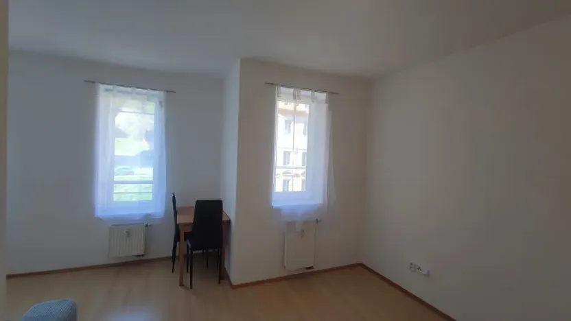 Prodej bytu 1+kk, Praha - Košíře, Plzeňská, 30 m2