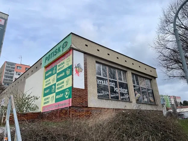 Pronájem obchodního prostoru, Třebíč, Brněnská, 128 m2