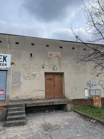 Pronájem obchodního prostoru, Třebíč, Brněnská, 128 m2