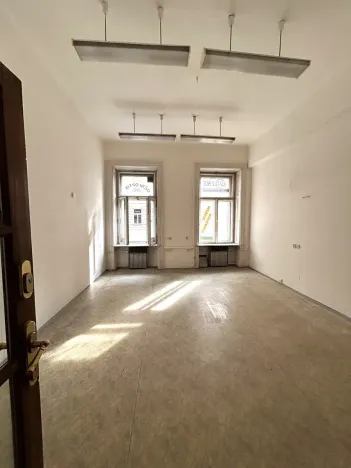 Pronájem obchodního prostoru, Praha - Nové Město, Sokolská, 25 m2