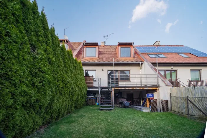 Prodej rodinného domu, Železnice, Náměstí Svobody, 252 m2