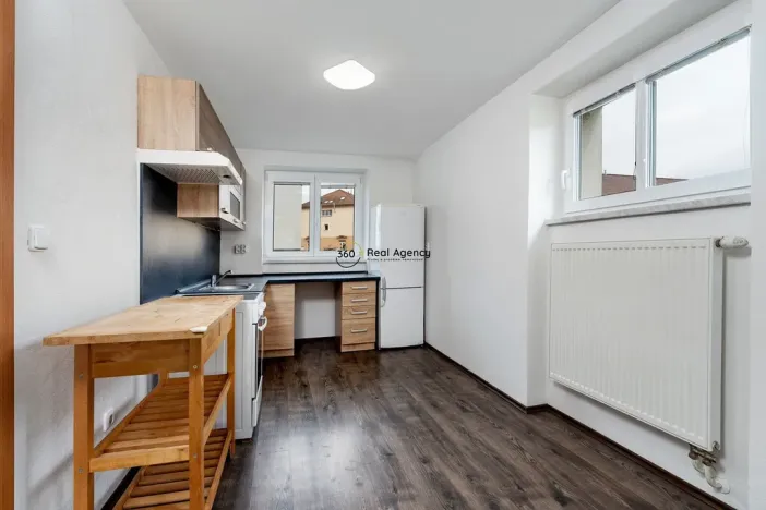 Prodej bytu 2+1, Mníšek pod Brdy, 5. května, 60 m2