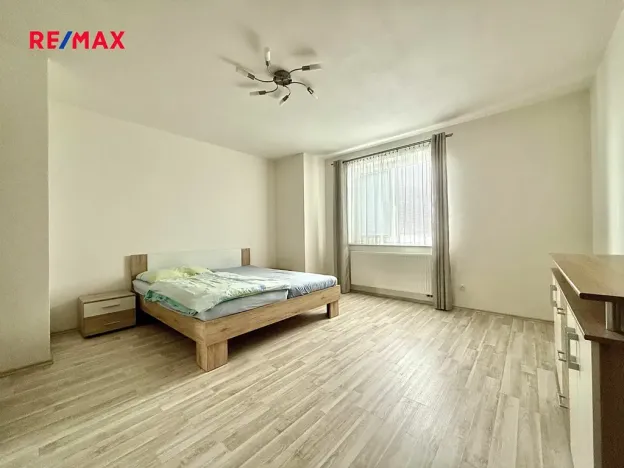 Pronájem bytu 2+kk, Plzeň, Koterovská, 66 m2