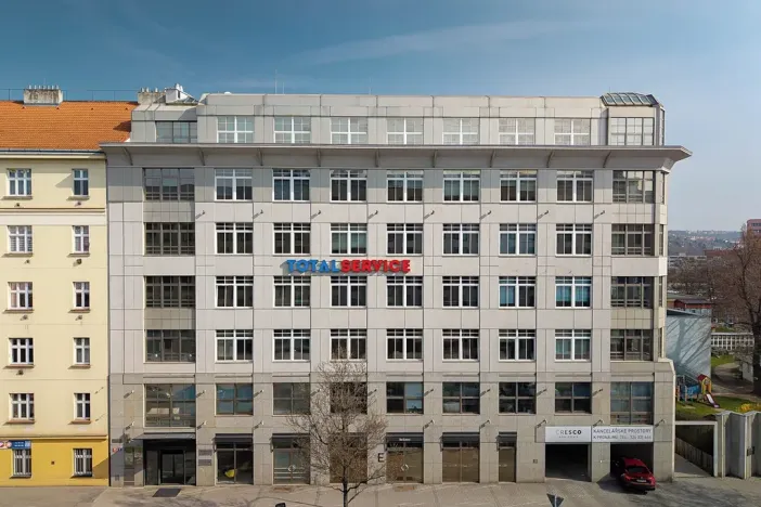 Pronájem obchodního prostoru, Praha - Holešovice, U Uranie, 500 m2