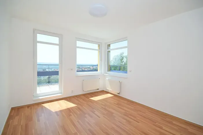 Pronájem bytu 5+kk, Praha - Libeň, Nad Okrouhlíkem, 186 m2