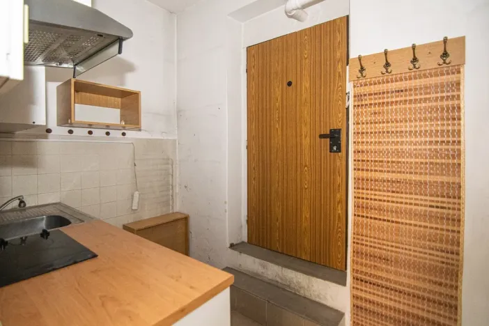 Pronájem obchodního prostoru, Praha - Žižkov, Sudoměřská, 104 m2