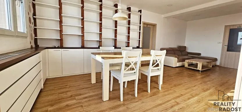 Prodej bytu 3+1, Brno, Brechtova, 74 m2