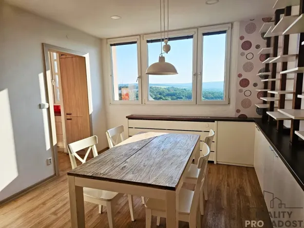 Prodej bytu 3+1, Brno, Brechtova, 74 m2