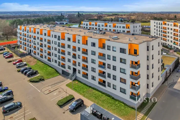 Prodej bytu 2+kk, Praha - Uhříněves, Oty Bubeníčka, 45 m2