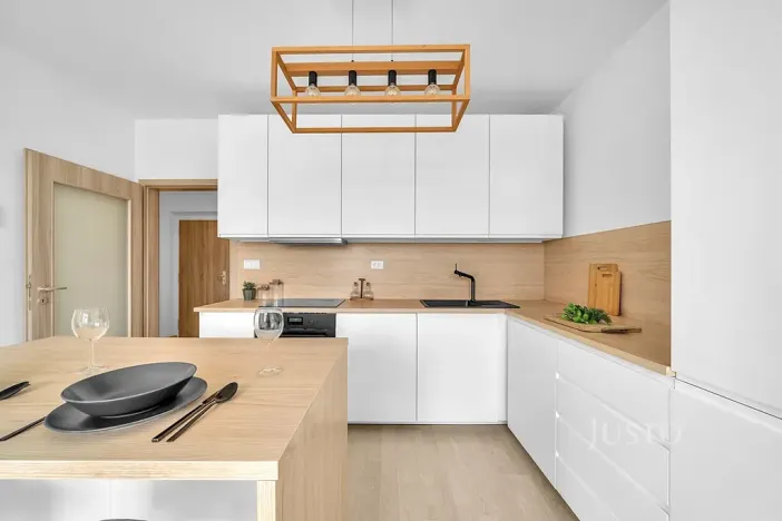 Prodej bytu 2+kk, Praha - Uhříněves, Oty Bubeníčka, 45 m2