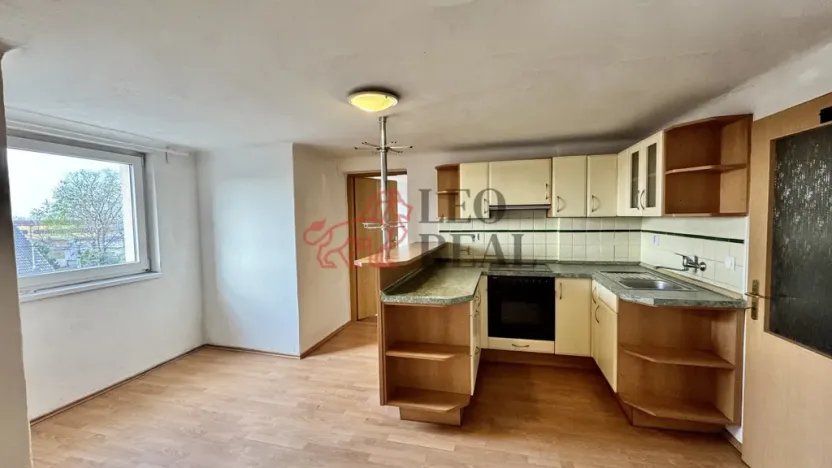 Pronájem bytu 2+1, Staré Město, Brněnská, 55 m2