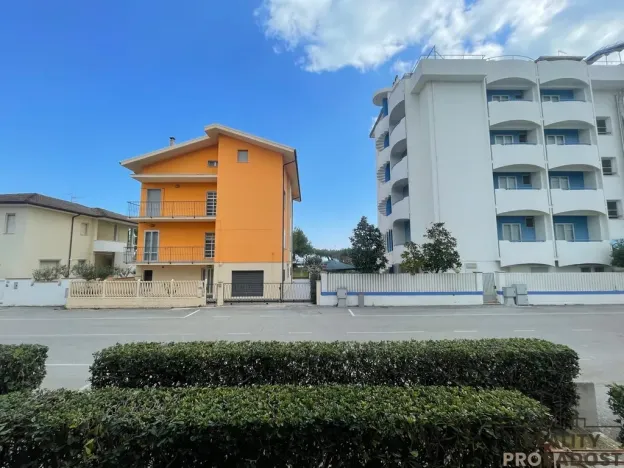Prodej bytu 3+kk, Villa Rosa,Itálie, 70 m2
