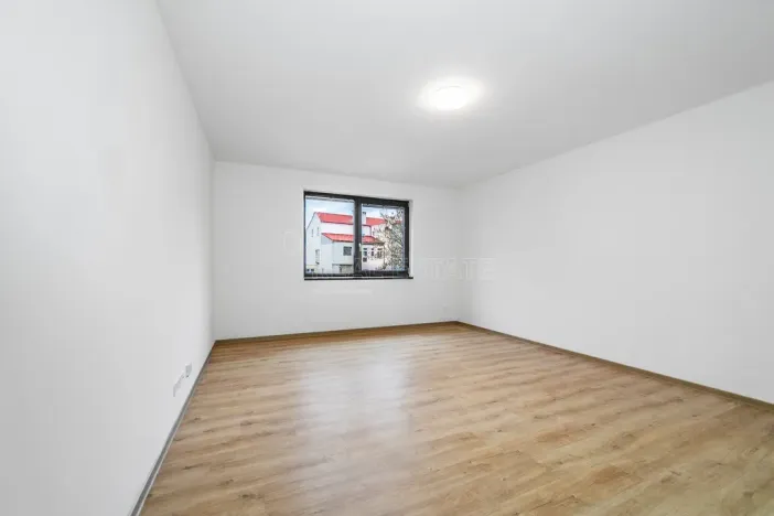 Pronájem bytu 2+kk, Plzeň, Poděbradova, 47 m2