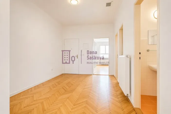 Pronájem bytu 2+kk, Jindřichův Hradec - Jindřichův Hradec I, Komenského, 70 m2