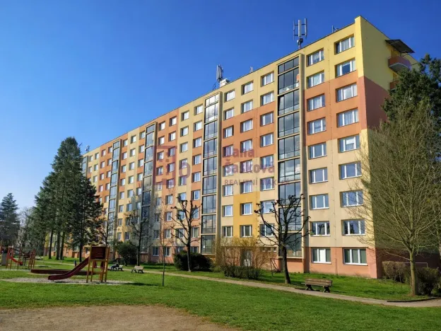 Pronájem bytu 1+kk, Jindřichův Hradec - Jindřichův Hradec II, sídliště U Nádraží, 25 m2