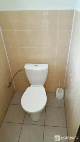 Pronájem skladu, Kostelec nad Labem, T. G. Masaryka, 316 m2