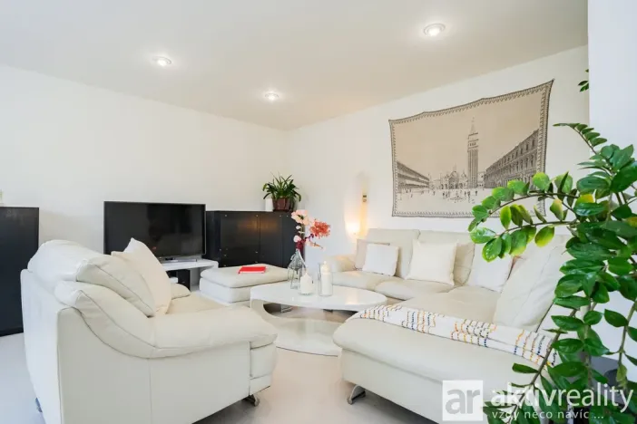 Prodej rodinného domu, Neratovice, Vojtěšská, 150 m2