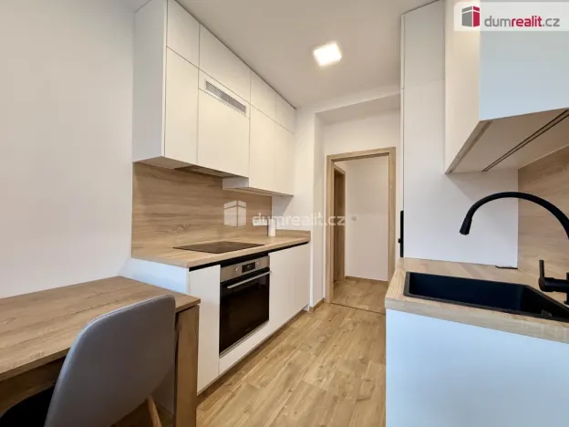 Pronájem bytu 2+1, Uherské Hradiště, Tůně, 63 m2