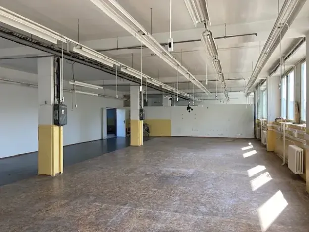 Pronájem výrobních prostor, Liberec, Švermova, 180 m2