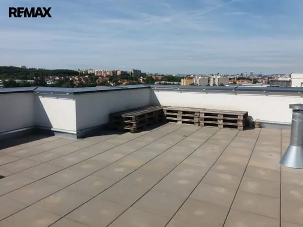 Pronájem bytu 1+kk, Praha, Hornoměcholupská, 22 m2