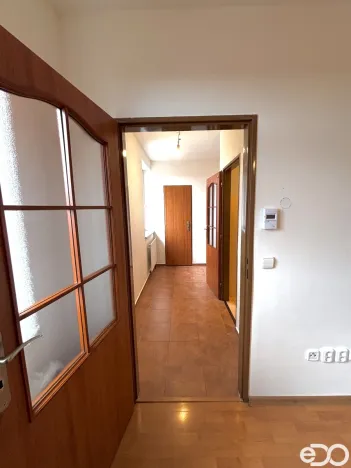 Pronájem bytu 2+kk, Holohlavy, Dlouhá, 38 m2