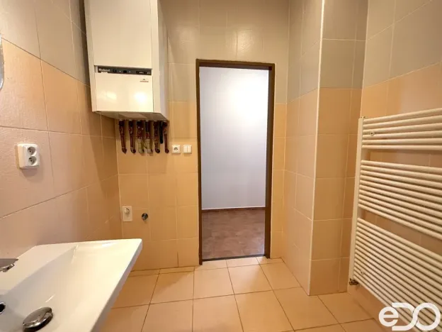 Pronájem bytu 2+kk, Holohlavy, Dlouhá, 38 m2