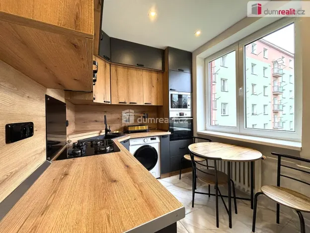 Prodej bytu 2+1, Sokolov, Sokolovská, 53 m2