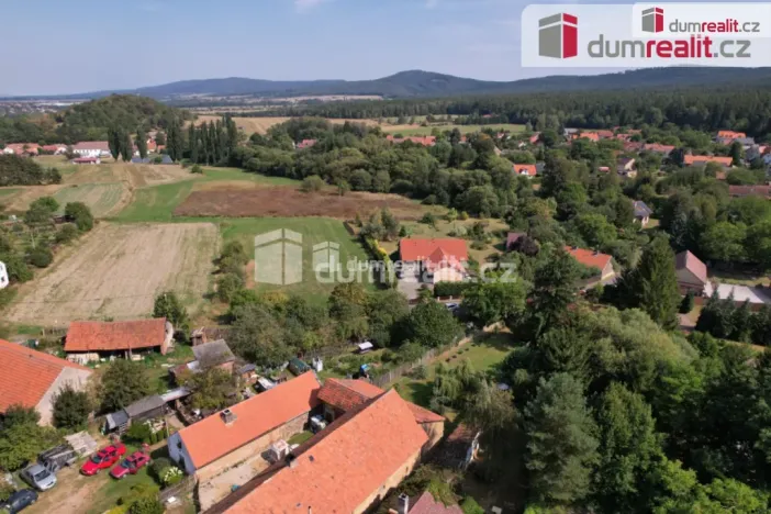 Prodej pozemku pro bydlení, Běštín, 1218 m2