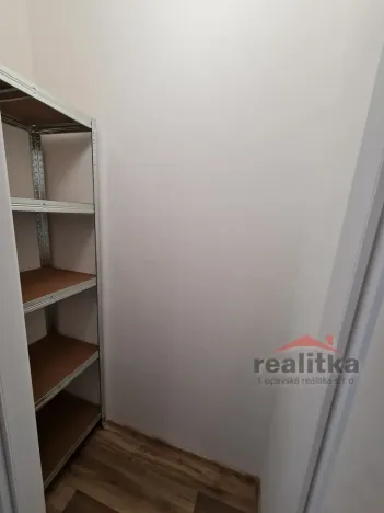 Pronájem bytu 1+1, Opava, Ratibořská, 36 m2