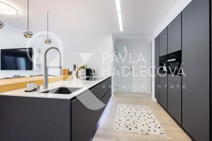 Prodej bytu 4+kk, Praha - Karlín, Sokolovská, 120 m2