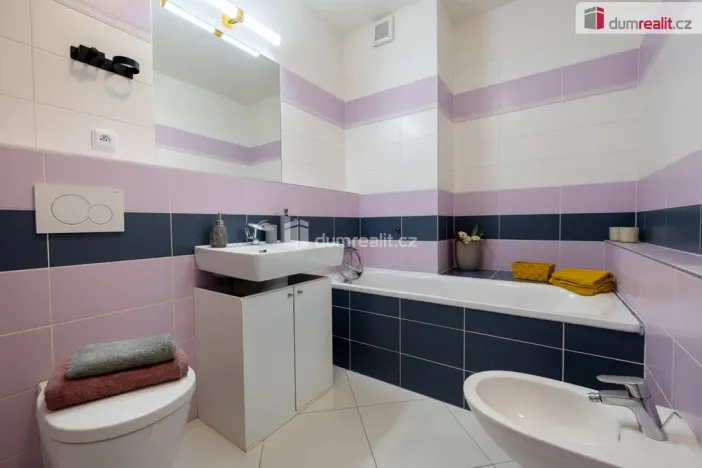 Pronájem bytu 2+kk, Praha - Stodůlky, Svitákova, 57 m2