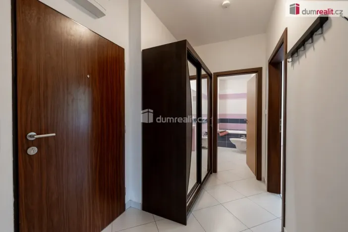 Pronájem bytu 2+kk, Praha - Stodůlky, Svitákova, 57 m2