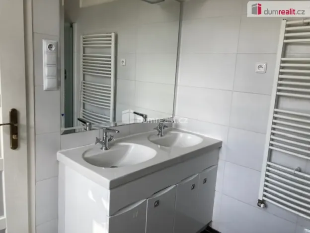 Prodej rodinného domu, Senohraby, U ozdravovny, 960 m2