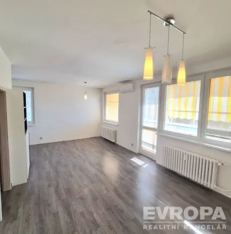 Prodej bytu 3+kk, Pardubice, Luďka Matury, 71 m2