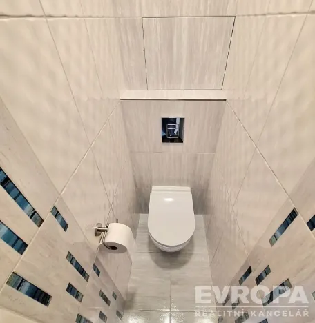 Prodej bytu 3+kk, Pardubice, Luďka Matury, 71 m2