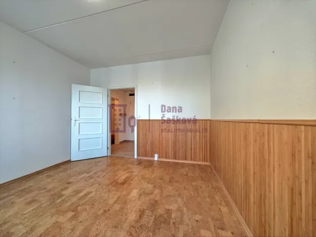 Pronájem bytu 4+1, Jindřichův Hradec - Jindřichův Hradec V, Kosmonautů, 87 m2