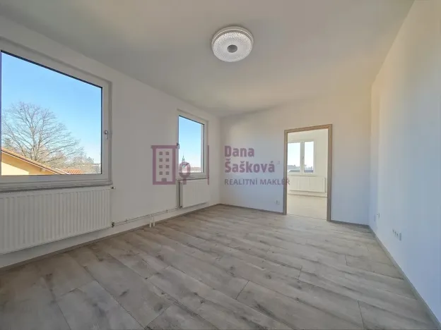 Prodej bytu 3+1, Jindřichův Hradec - Jindřichův Hradec IV, Jakubská, 68 m2