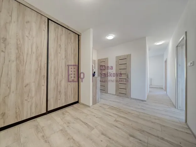 Prodej bytu 3+1, Jindřichův Hradec - Jindřichův Hradec IV, Jakubská, 68 m2