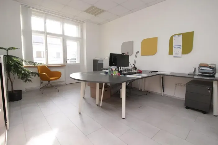 Pronájem kanceláře, Praha - Smíchov, Bozděchova, 106 m2