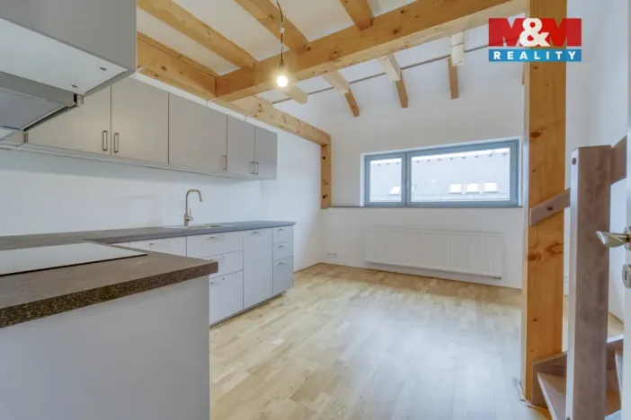 Pronájem bytu 2+kk, Plzeň, Antonína Uxy, 54 m2