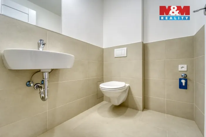 Pronájem bytu 2+kk, Plzeň, Antonína Uxy, 54 m2