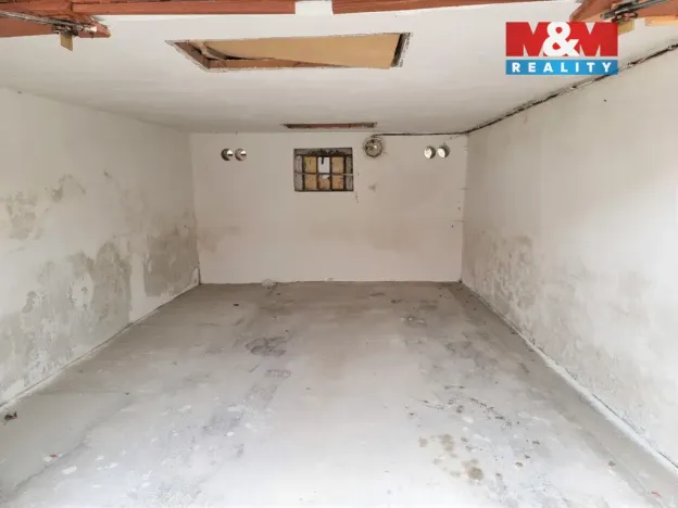 Pronájem garáže, Kraslice, 23 m2