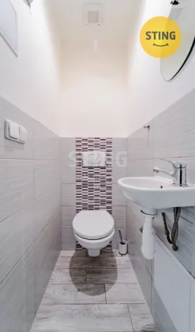 Prodej bytu 3+1, Opava, Komenského, 69 m2