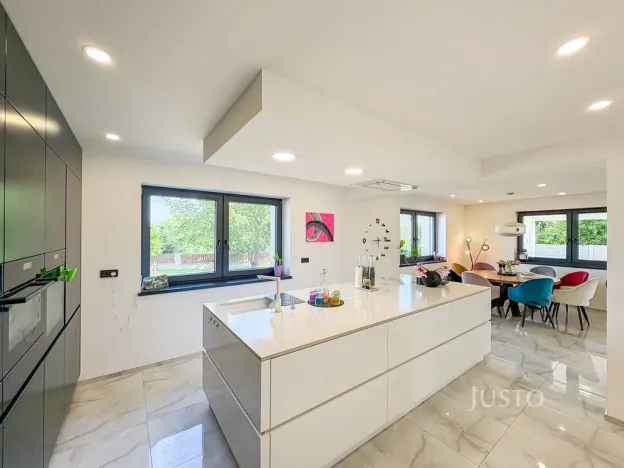 Prodej rodinného domu, Všejany, Pod Horama, 213 m2