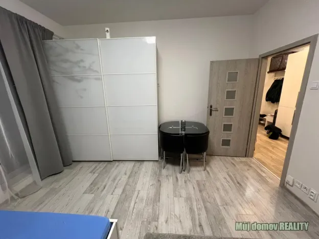 Pronájem bytu 1+kk, Praha - Nové Město, Krakovská, 36 m2