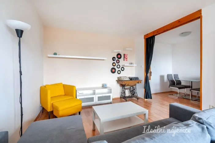 Pronájem bytu 2+kk, Praha - Smíchov, Nad Kesnerkou, 54 m2