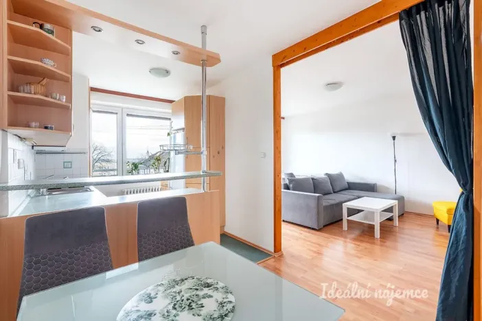 Pronájem bytu 2+kk, Praha - Smíchov, Nad Kesnerkou, 54 m2